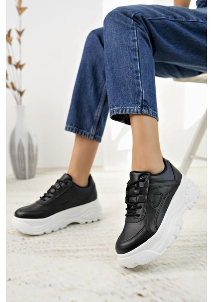 Neyna 190 Siyah Beyaz Kadın Sneakers