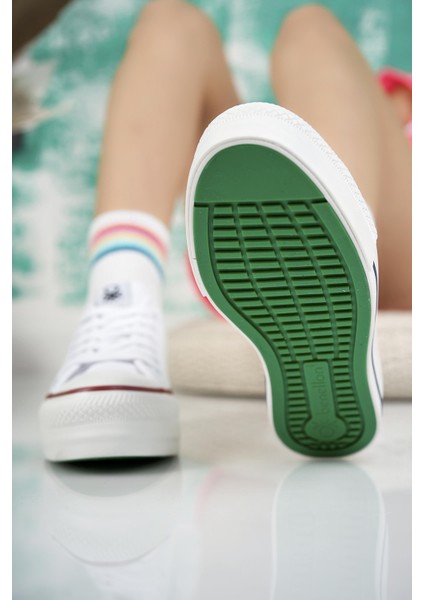 30935 Beyaz Kalın Taban Kısa Kadın Sneakers fırsatları