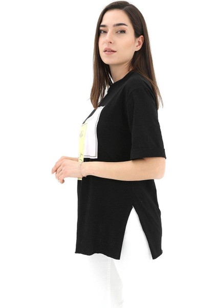 Bisiklet Yaka Yüz Basklı T-Shirt - Siyah fiyatları