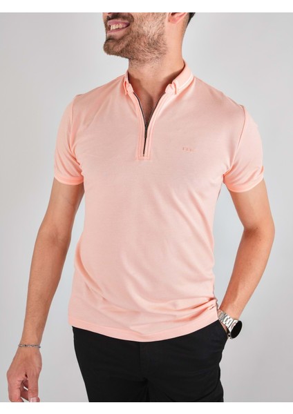 Fermuarlı Pembe Yakalı Tshirt