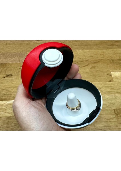 Poke Topu Şeklinde Yüzük Kutusu Evlilik Teklifleri ve Saklama Için Gerçek Klasik Pokemon Pokeball Boyutlarında modelleri