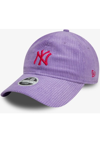 Yankees 9twenty.-