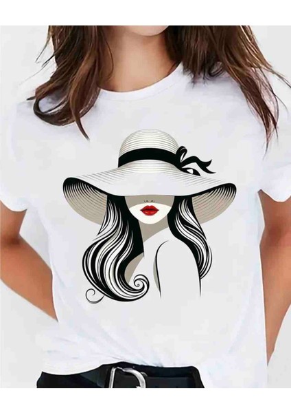 Şapkalı Kadın Baskılı Özel Tasarım Oversize Tshirt