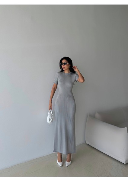 Vücuda Oturan Gri Ribana Triko Elbise indirimleri