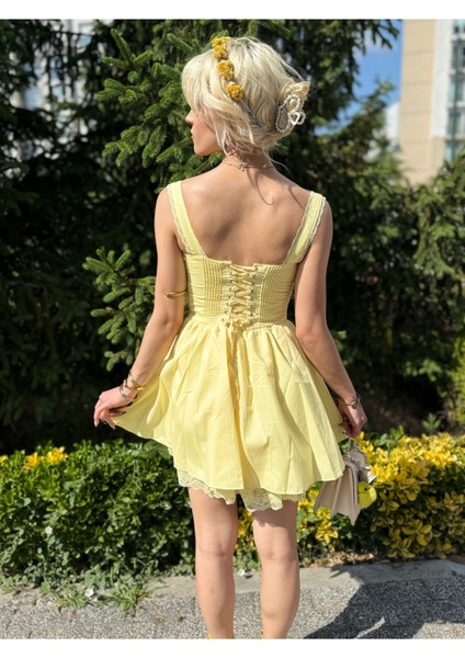 Sarı Bağcıklı Korse Görünümlü Mini Elbise