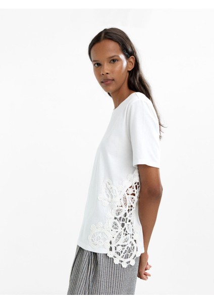 %100 Pamuk Nakışlı Tişört