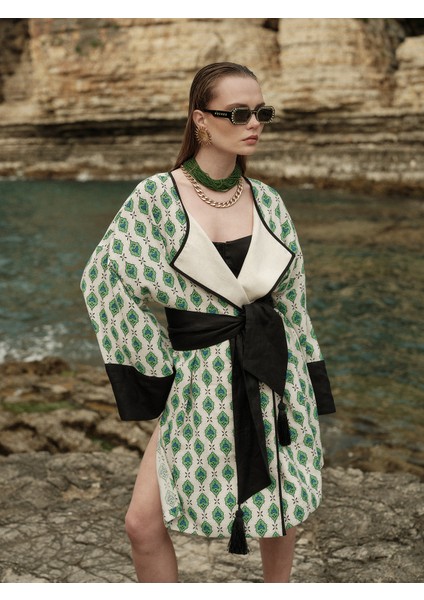 Zemo Siyah Kol Detaylı Etnik Kimono