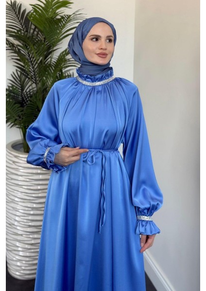 Rozie Kolları ve Boynu Taşlı Abiye Mavi