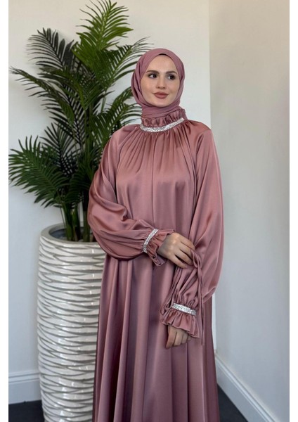 Rozie Kolları ve Boynu Taşlı Abiye Gül Kurusu