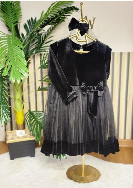 Kiz Çocuk Fıyonklu Kadıfe Elbıse ve Toka