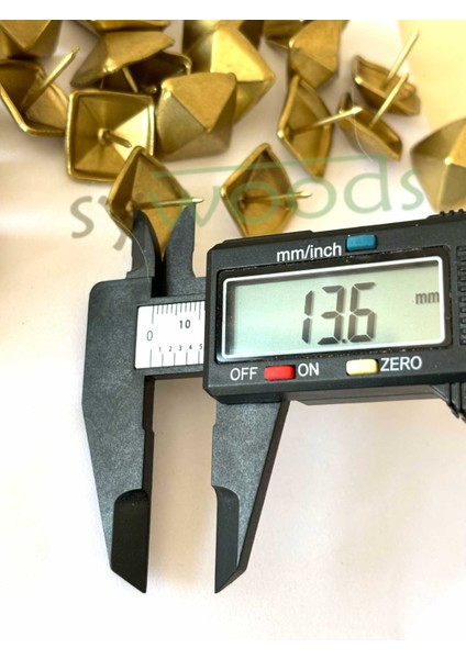 25 Adet 20 mm Piramit Sarı Kabara Raptiye Hobi Çivisi Koltuk Çanta Tasarım Aksesuar Süsü indirimleri