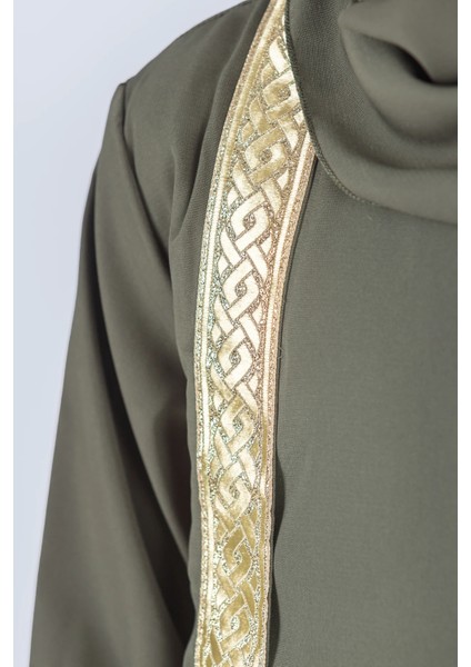 Medine Ipek Kumaş Eşarplı Ferace modelleri