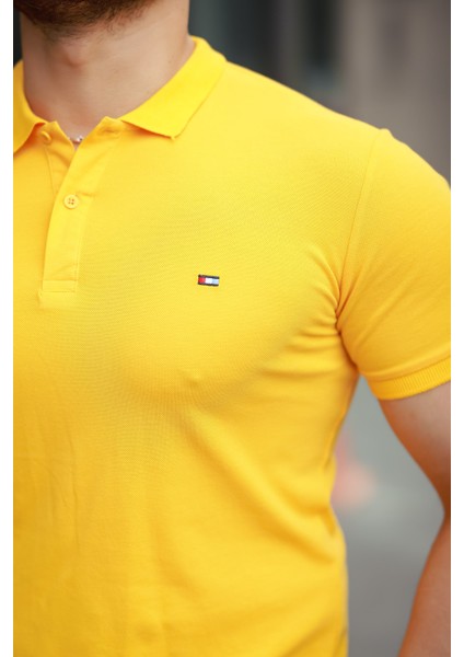 Erkek Kıvrılmaz Polo Yaka Cepsiz Slim Fit Dar Kesim T-Shirt fiyatları
