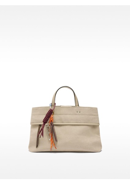 Charm'lı Kanvas Tote Çanta
