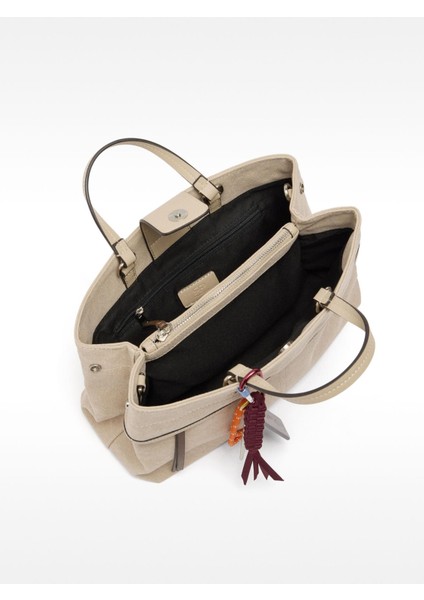 Charm'lı Kanvas Tote Çanta