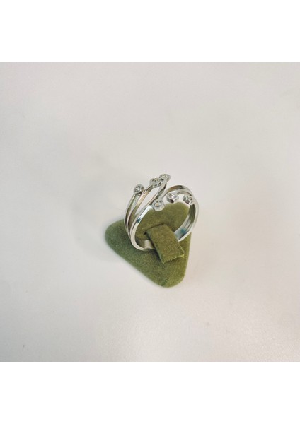 Çelik Ayarlanabilir Yüzük 6 Taşlı Kutulu