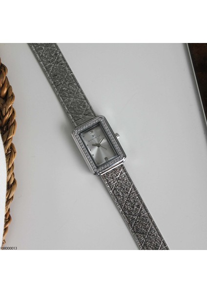 RM000013 Çelik Hasır Kordonlu Kadın Kol Saati modelleri