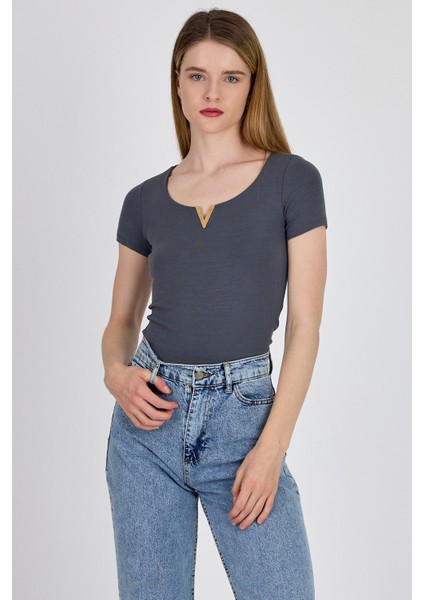 Antrasit Gold Aksesuar Detaylı Viskoz/yumuşak Kumaş Tişört 1460