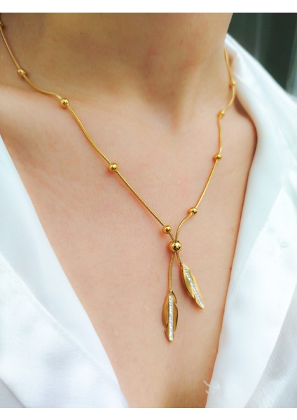 Gold Renkli Yaprak Figürlü Parlak Taşlı Kadın Kolye modelleri