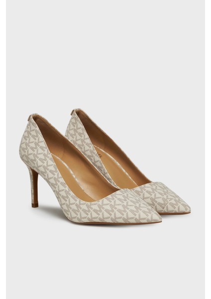 Logolu Sivri Burun Topuklu Ayakkabı 40F2HNMP1B150 Bayan Ayakkabı 40F2HNMP1B 150 fiyatları