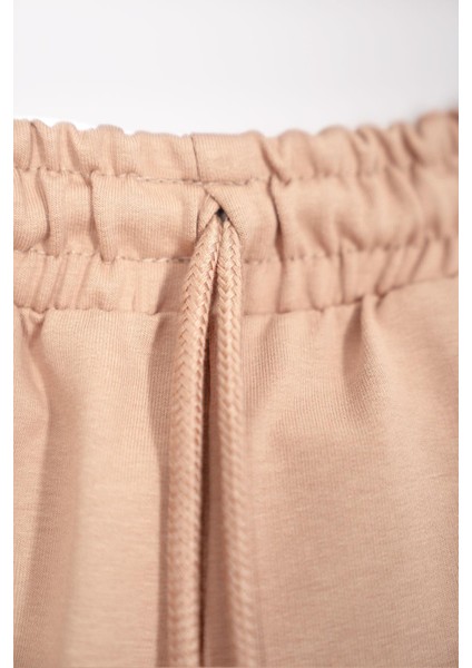 Yazı Baskılı Bağcık Detaylı Vizon Renk Erkek Çocuk Kapri modelleri