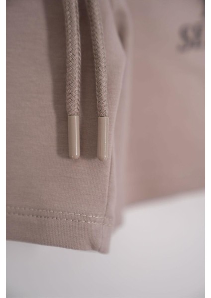 Yazı Baskılı Bağcık Detaylı Taş Rengi Renk Erkek Çocuk Kapri fırsatları