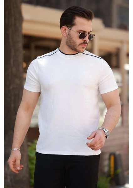 Erkek Omuzlar Çizgi Detaylı Kısa Kollu T-Shirt