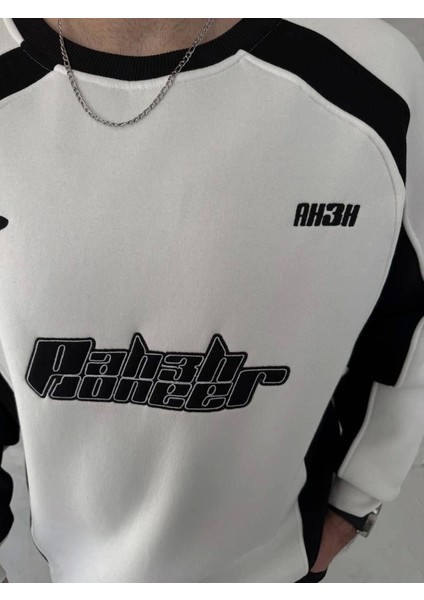Kışlık Nakış Işlemeli Bisiklet Yaka Parçalı Sweatshirt - Beyaz