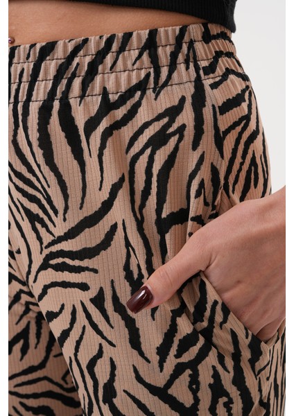 Zebra Desenli Ince Saten Yazlık Bol Paça Kadın Pantolon