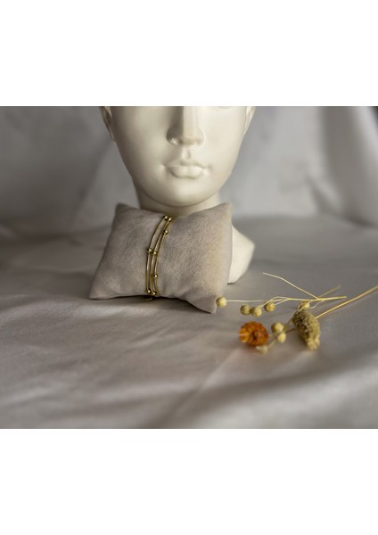 Gold Renkli Üçlü Bağımsız Zincir ve Yuvarlak Detayları Olan Paslanmaz Çelik Kadın Bileklik fırsatları