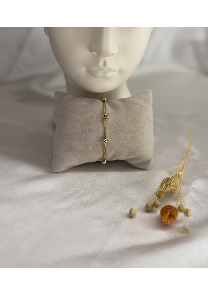 Gold Renkli Üçlü Zincir ve Yuvarlak Detayları Olan Paslanmaz Çelik Kadın Bileklik fırsatları