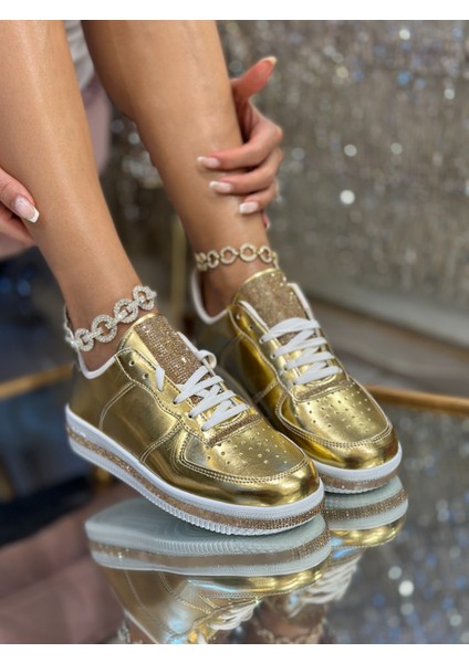 Silve Kristal Taşlı Özel Tasarım Spor Ayakkabı Gold