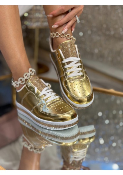 Silve Kristal Taşlı Özel Tasarım Spor Ayakkabı Gold modelleri