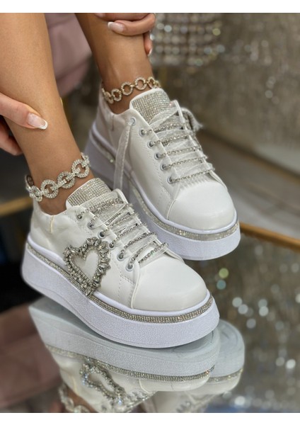 Eva Kristal Taşlı Özel Spor Ayakkabı Beyaz fiyatları