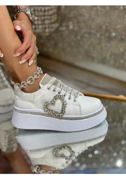 Eva Kristal Taşlı Özel Spor Ayakkabı Beyaz modelleri