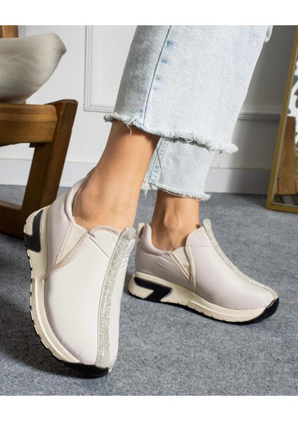 Nomni Kristal Taşlı Spor Ayakkabı Bej