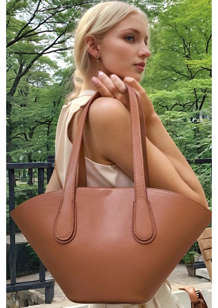 Kadın El ve Omuz Kullanımlı Çıkarılabilir Cüzdanlı Modern Kesim Shopper Çanta