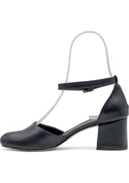 Karnıyarık Kalın Topuklu Abiye Siyah fiyatları