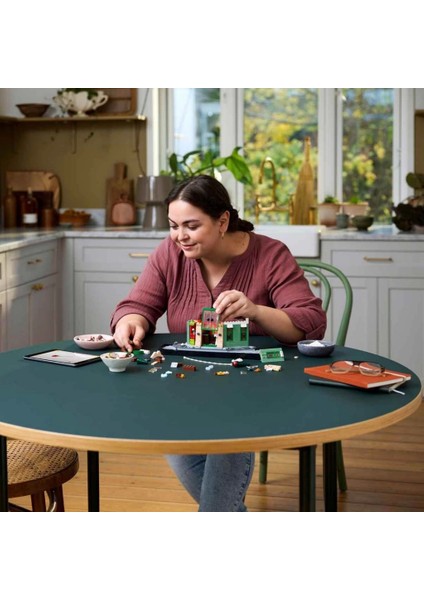 Nessiworld LEGO Fransız Kafe 10362 modelleri