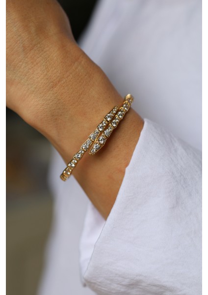 14 Ayar Altın Taşlı Yılan Desenli Kelepçe fırsatları