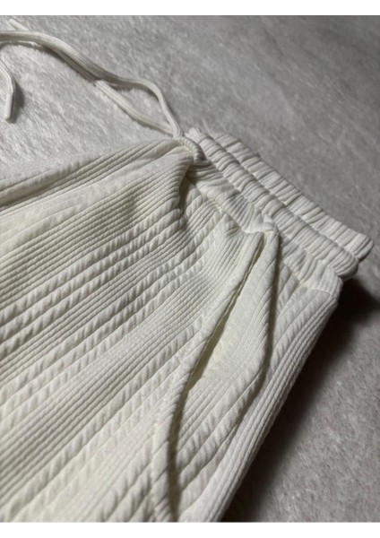 Baggy Beyaz Renk Ottoman Çizgi Detaylı Pantolon fırsatları