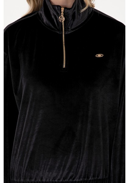 Kadın Siyah Sweatshirt 50292400-VR046