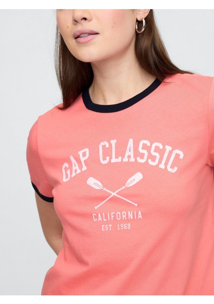 Kadın Pembe Gap Logo T-Shirt modelleri