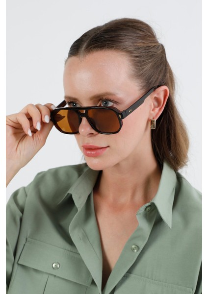 Metal Aksesuar Detaylı Güneş Gözlüğü modelleri