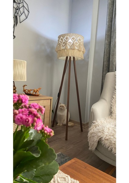 Tripod Ayaklı El Yapımı Makrome Lambader