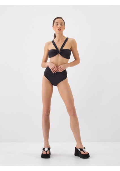 Kadın Siyah Regular Fit Bikini Üst