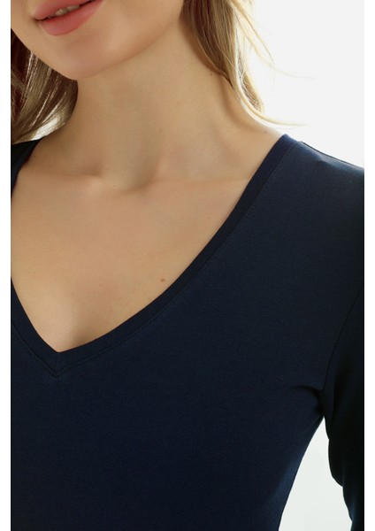 Uzun Kollu V Yaka Slim Fit Kadın Body 2039