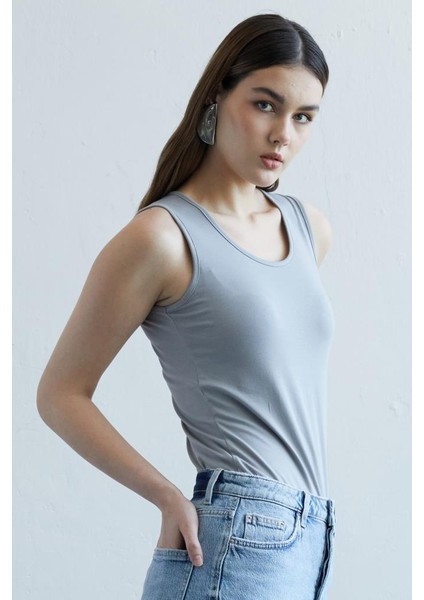 Sıfır Kol U Yaka Kadın Body T-Shirt 2049
