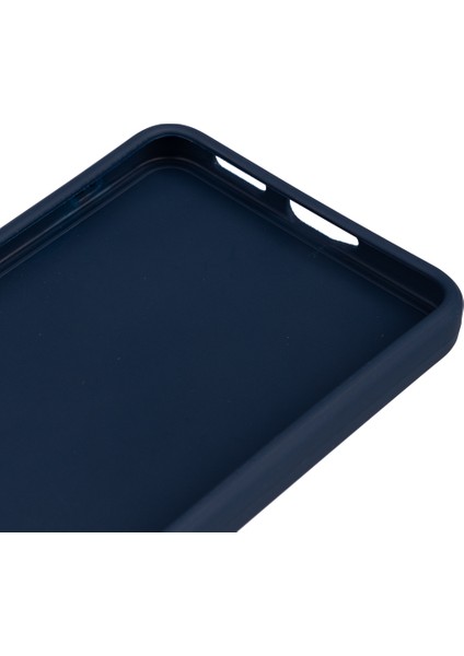 iPhone 13 Pro Esnek Yapılı Kaymayan Flexa Premium Silikon Kapak