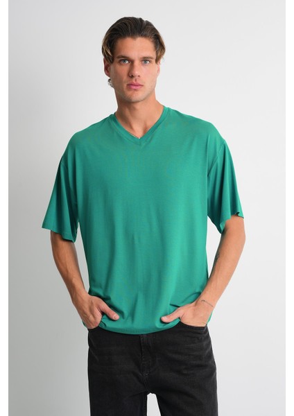 Alexandergardı V Yaka Oversize T-Shirt (E24-742A)